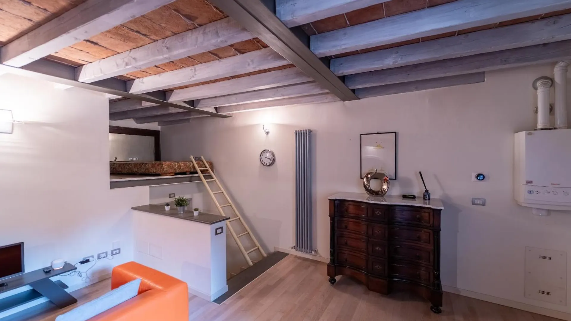 Realkasa Schiavonia Studio Bologna Italy